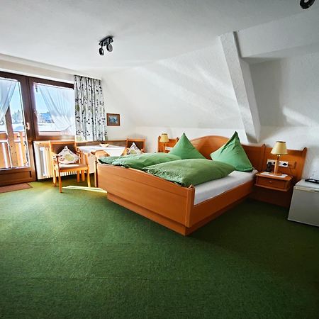 Café-Pension Feldbergblick Titisee-Neustadt Esterno foto